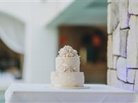 Wedding Cake - Peppers Beach Club - Courtesy of Matthew Evans Photography
