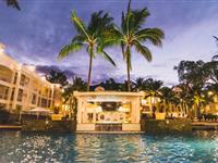 Wedding Setting - Peppers Beach Club & Spa (courtesy Matthew Evans Photography)