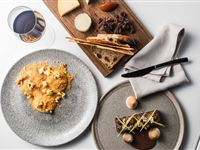 MOMAMI - Peppers Docklands