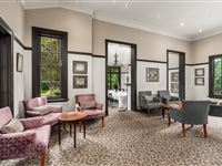 PeppersManorHouseTaittingerLounge2