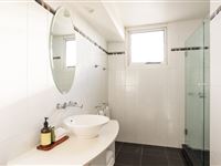 Peppers Seaport - Luxury Marine View Suite