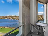 Premier Suite - Peppers Silo Hotel  
